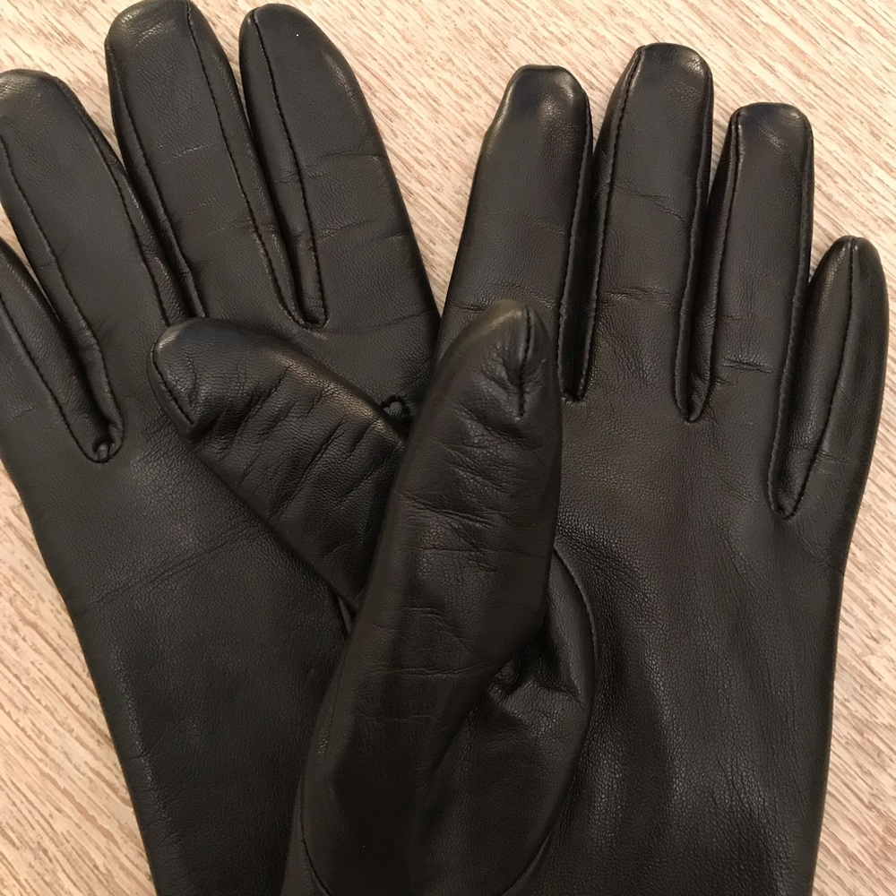 Retro Black Long Leather Jewel Trimmed Gloves - Picture 8 of 11